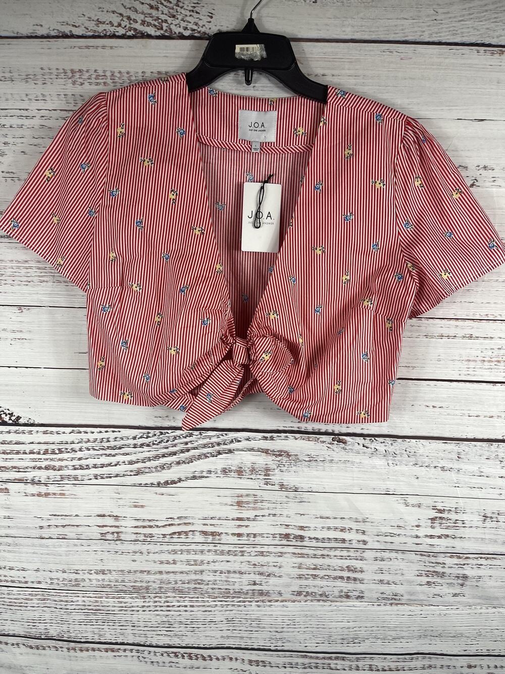 JOA Shirt Women's SZ L Red White Striped Floral Tie Front Crop Short Sleeve Top